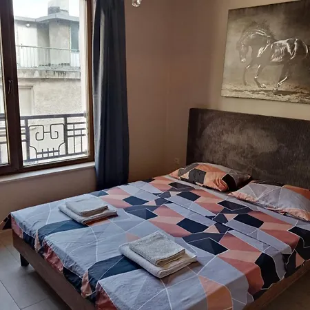 3 стаен идеален център Lägenhet Varna