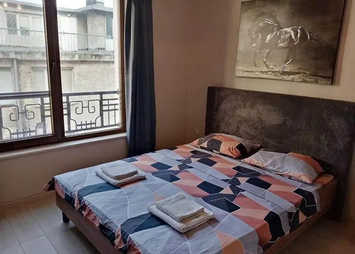 3 стаен идеален център Appartamento Varna